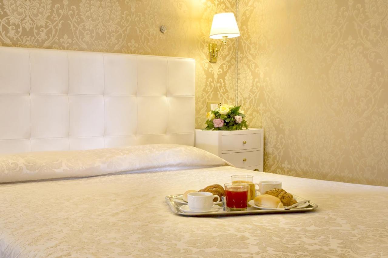 Residenza Goldoni Bed & Breakfast Venice Room photo