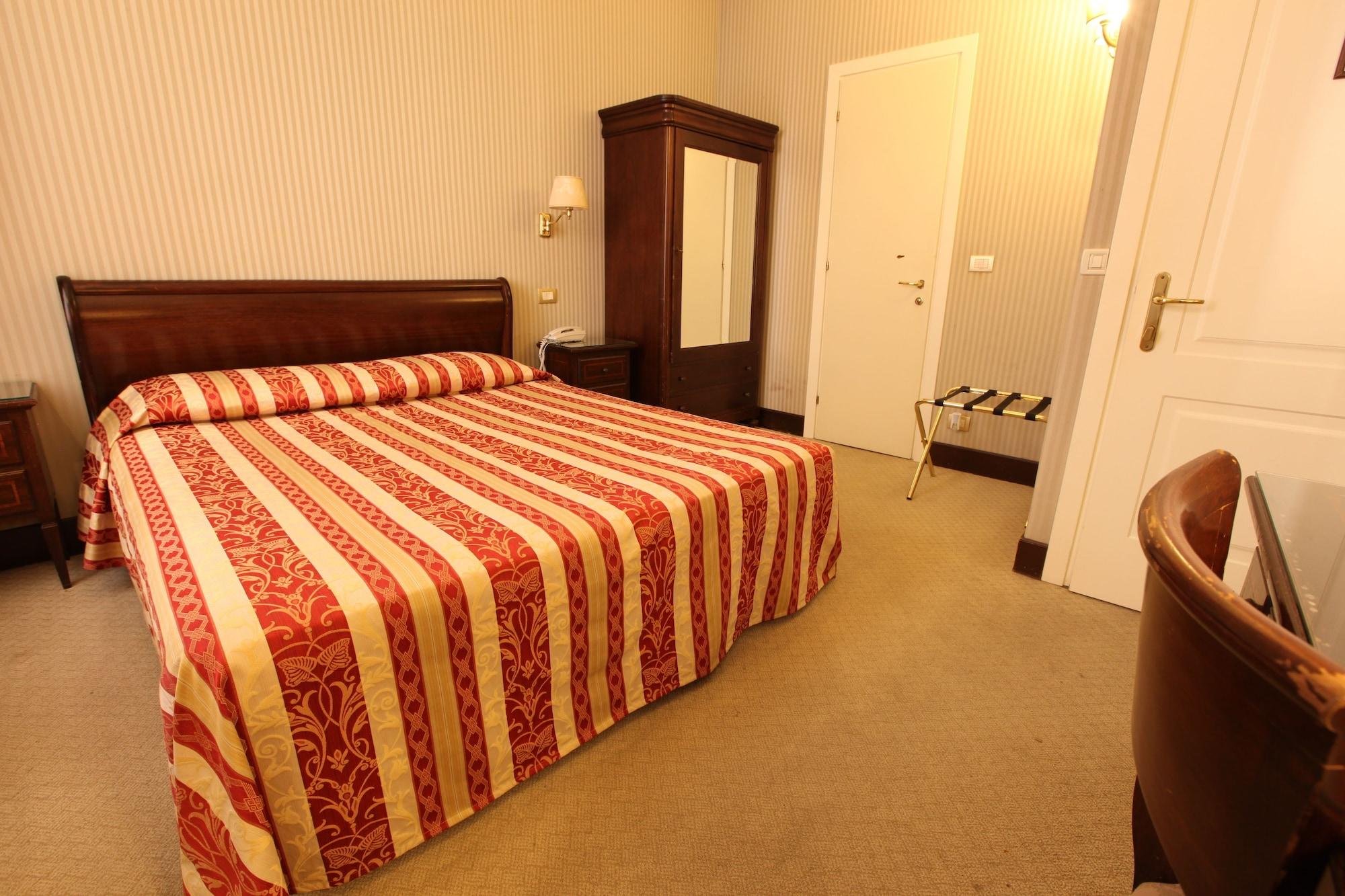 Residenza Goldoni Bed & Breakfast Venice Exterior photo