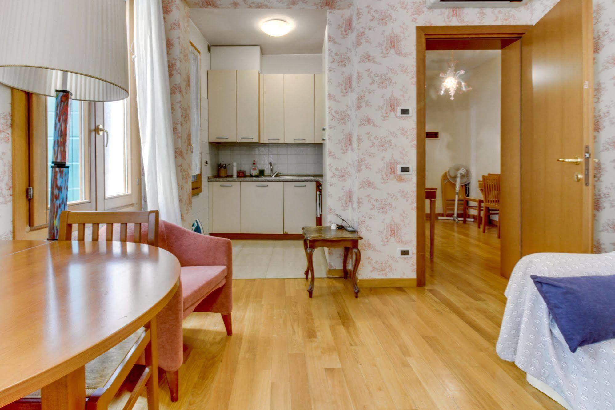 Residenza Goldoni Bed & Breakfast Venice Exterior photo
