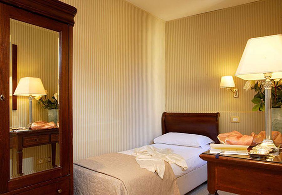 Residenza Goldoni Bed & Breakfast Venice Exterior photo